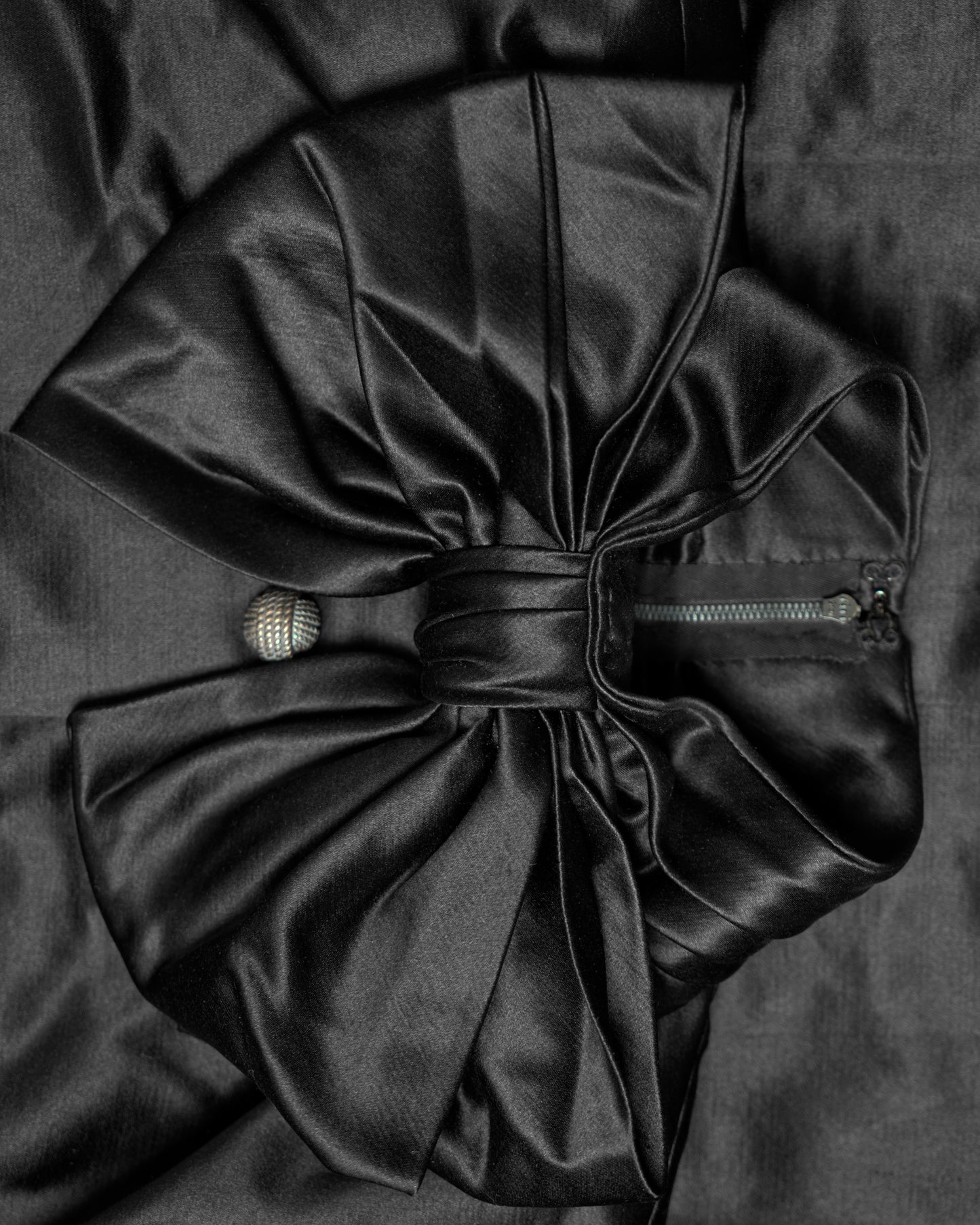 Lucas Martin Vintage Nina Ricci Haute Couture Satin Bow Dress by Gérard Pipart Close-up