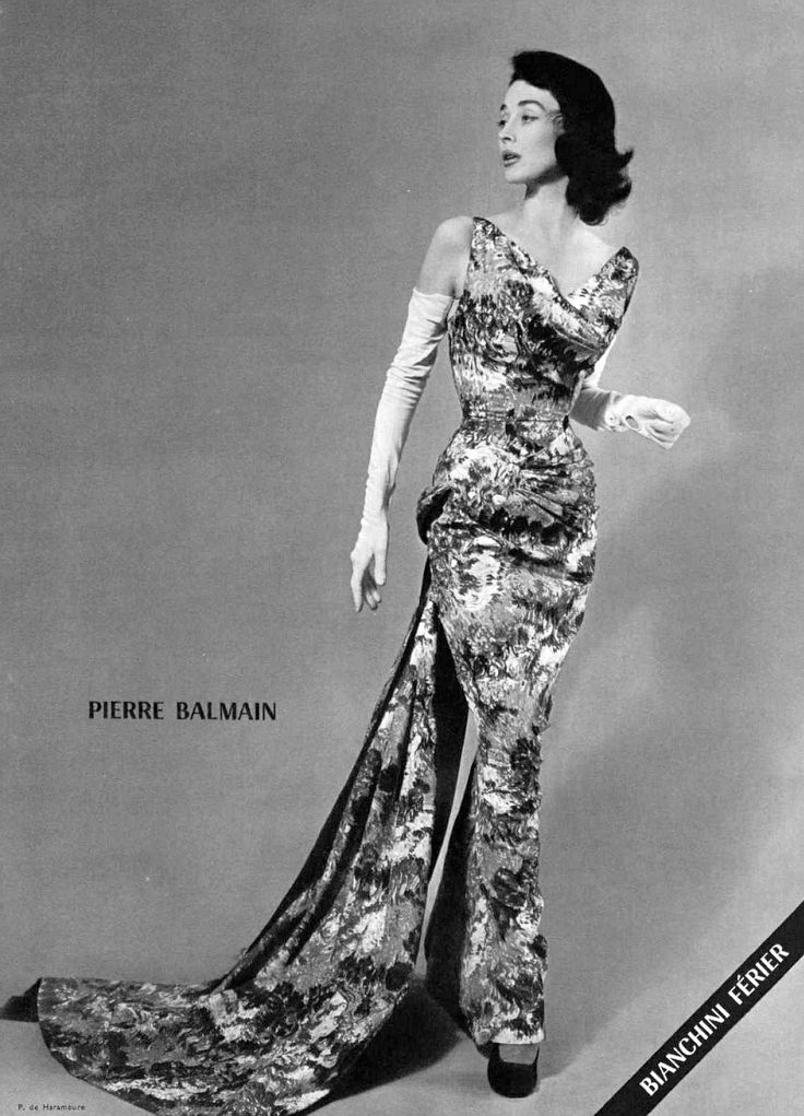 Dorian Leigh in Bianchini Férier silk floral print evening dress by Pierre Balmain, photo by P. de Harambure, 1955